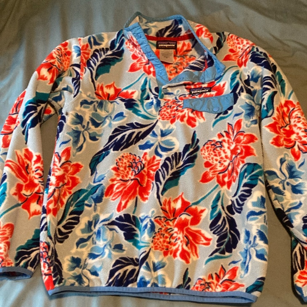 Patagonia Synchilla Women's Fleece with Red and Blue Pattern